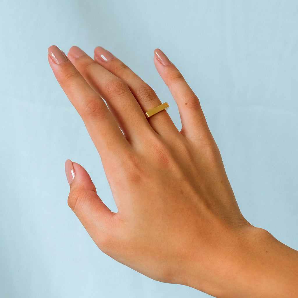 Engravable Bar Ring, Made in 18k solid gold