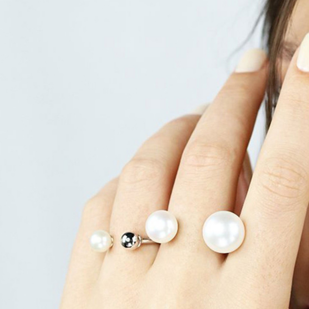 Gwen II Pearl Ring, Handcrafted in 925 Sterling Silver
