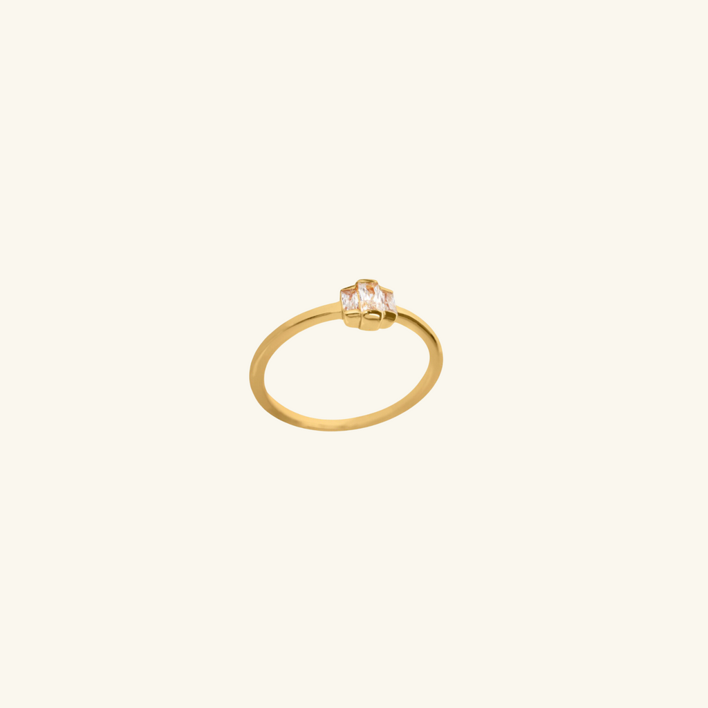 Giovanna Ring, Handcrafted in 925 Sterling Silver