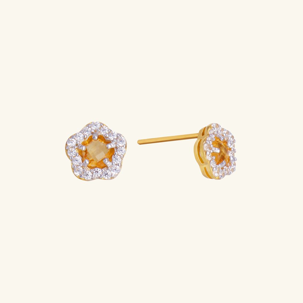 Close-up of push back post lock on Citrine Flower Studs 18k gold – Foundry