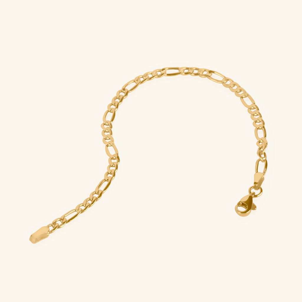 Close-up of lobster clasp on Figaro Chain Bracelet 14k gold – Foundry