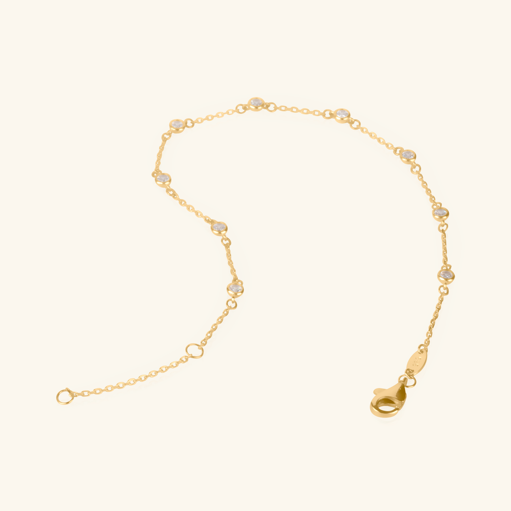 Close-up of lobster clasp on Floating Bracelet  14k gold – Foundry