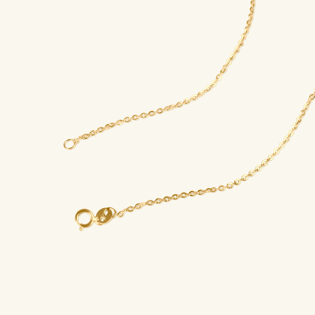 Close-up of spring ring on Letter Necklace 14k gold – Foundry