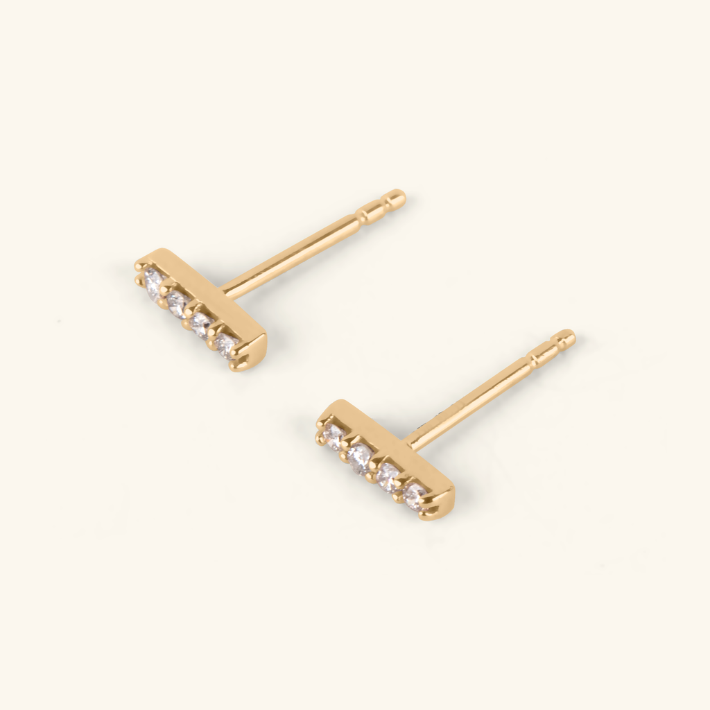 Close-up of Long Bar Diamond Studs 14k gold – Foundry