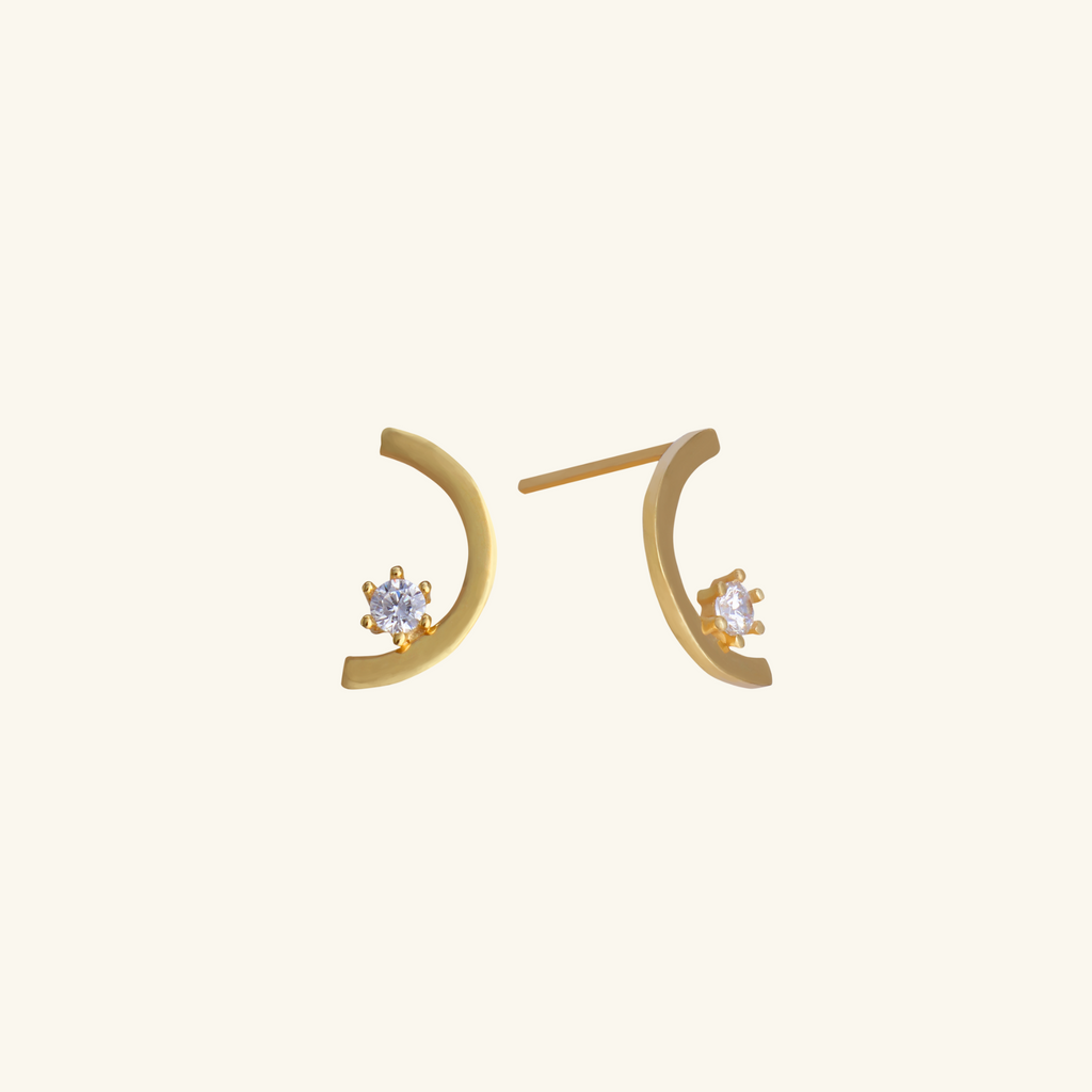 18k gold Lumen Studs, side view – Foundry Jewelry