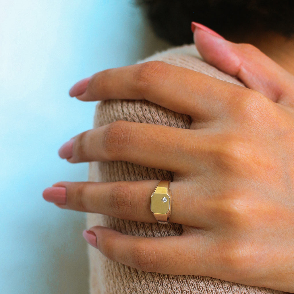 Square Signet Ring 18k gold stacked on model finger – Foundry