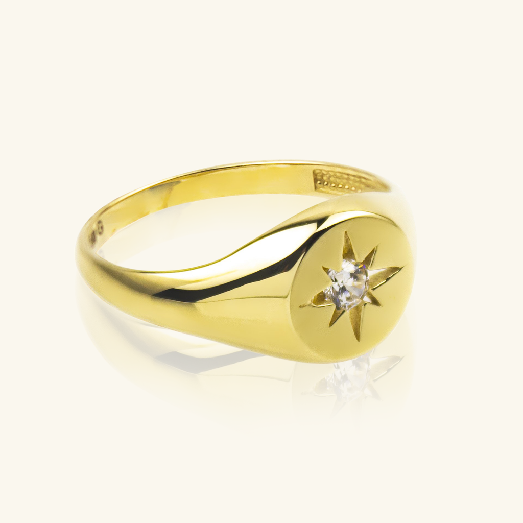 Close-up of Northstar Signet Ring 18k gold – Foundry