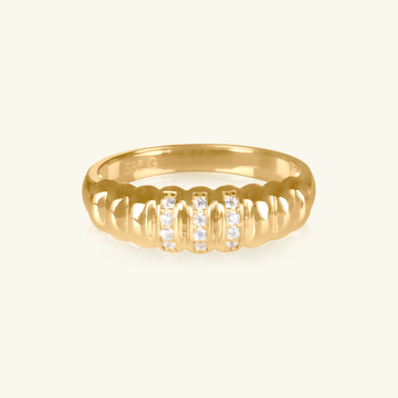 14k gold Pave Bella Ring, front view – Foundry Jewelry