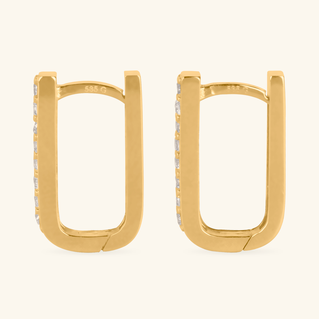 Close-up of saddle back on Pave Block Hoops 14k gold – Foundry
