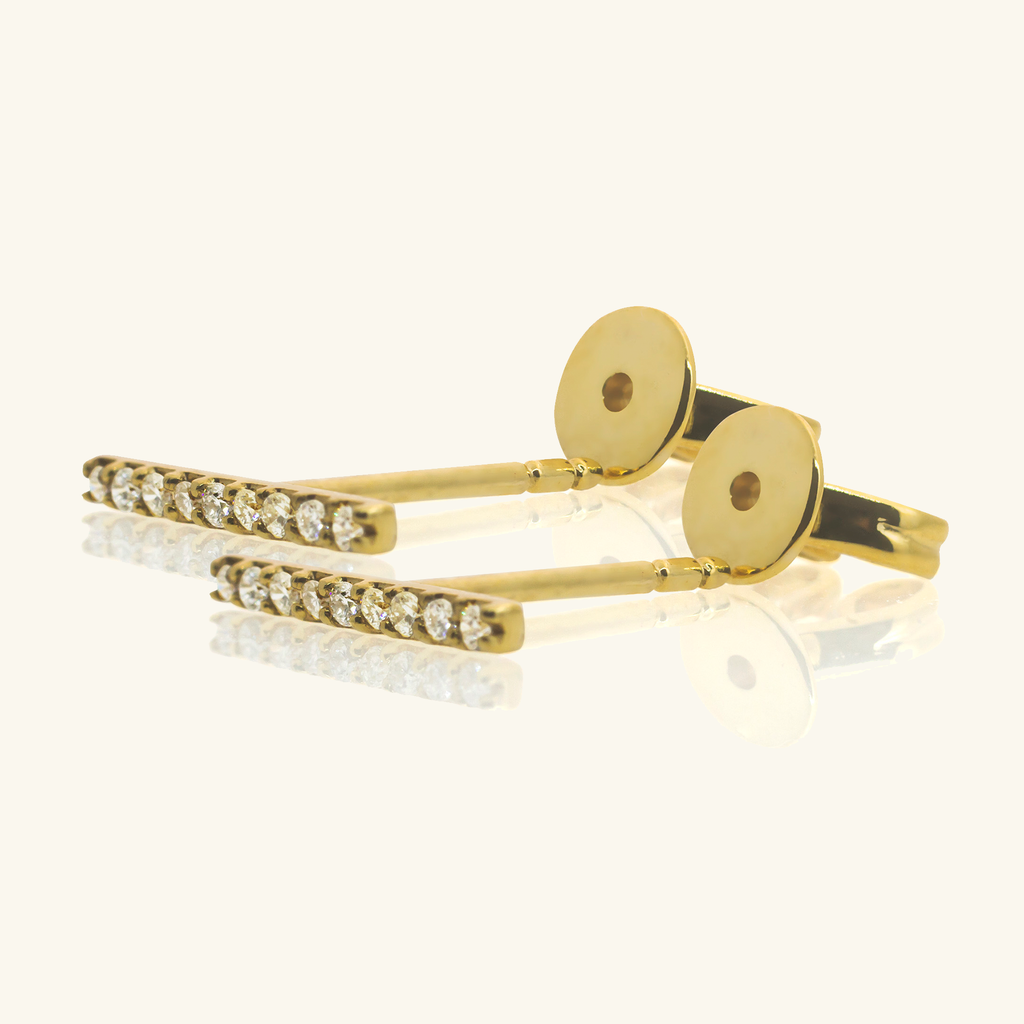 Close-up of Push back post lock clasp on Pave Diamond Long bar Studs 14k gold – Foundry