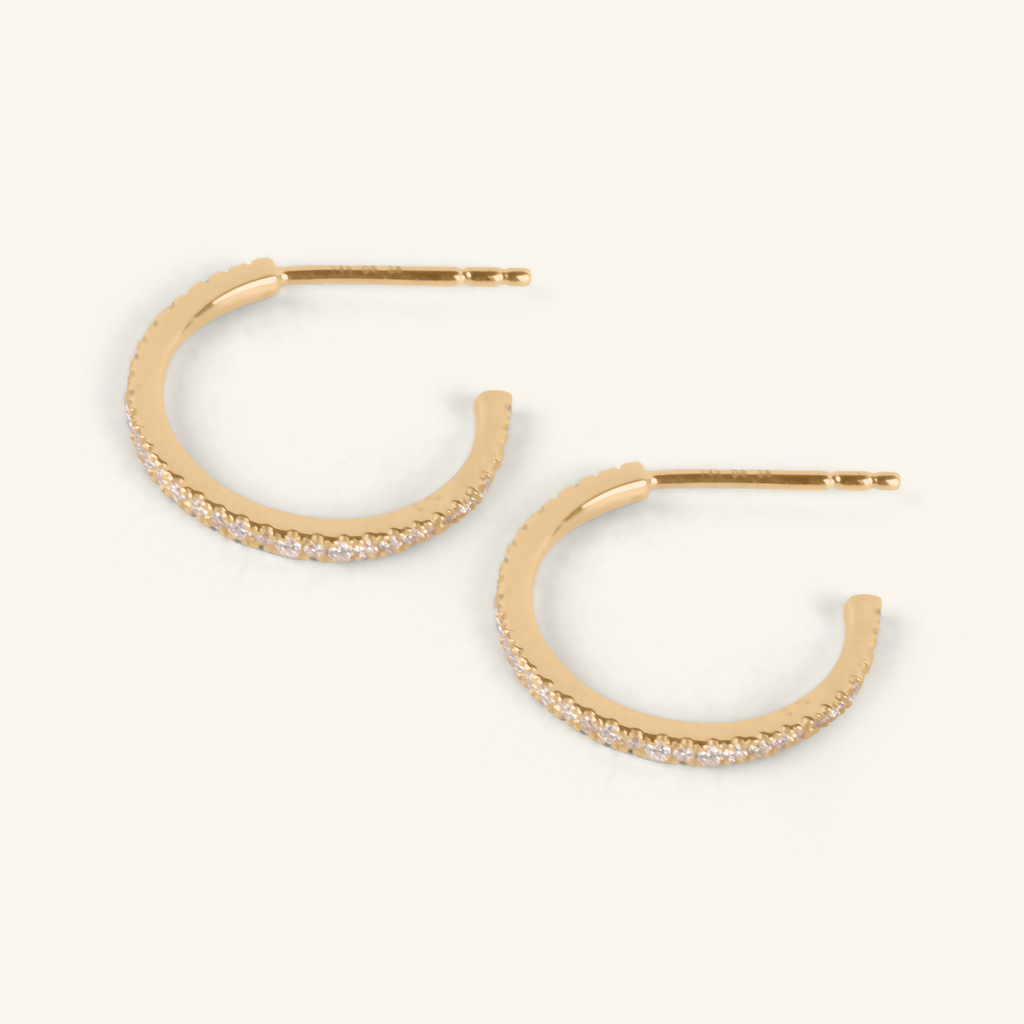 Close-up of push back post lock on Pave Diamond Midi Hoops 14k gold – Foundry