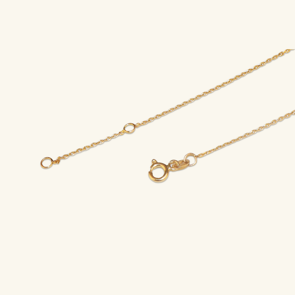 Close-up of spring ring clasp on Pave Mom Necklace 14k gold – Foundry