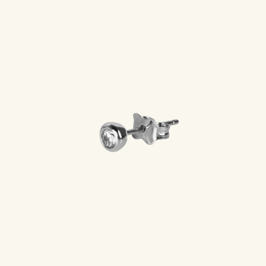 18k gold Single Tiny Essential Studs White Gold – Foundry Jewelry