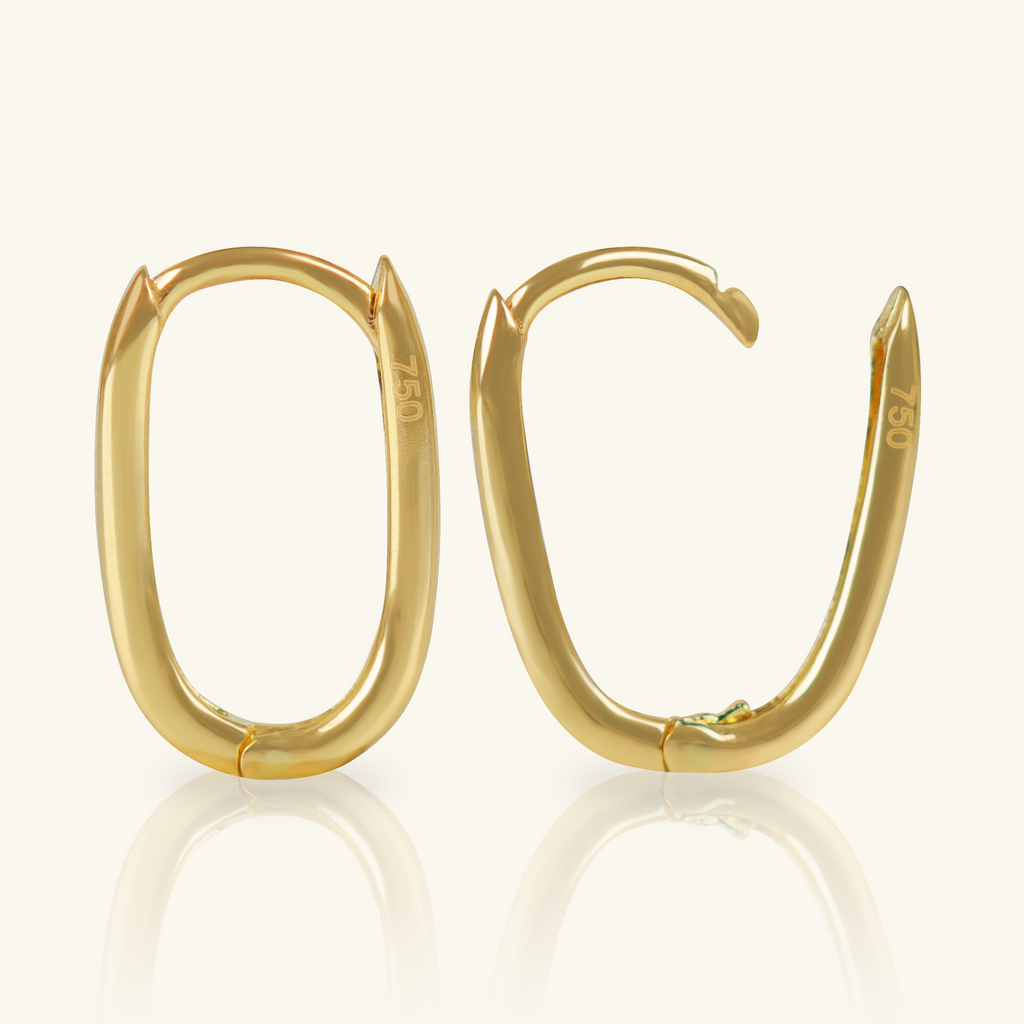Close-up of saddle back on Slim Huggie U Hoops 18k gold – Foundry