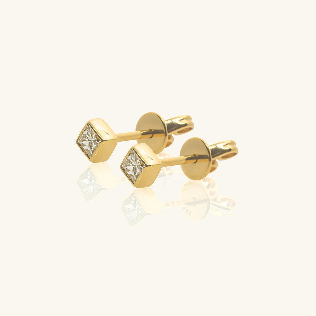 14k gold Square Diamond Studs,side view – Foundry Jewelry