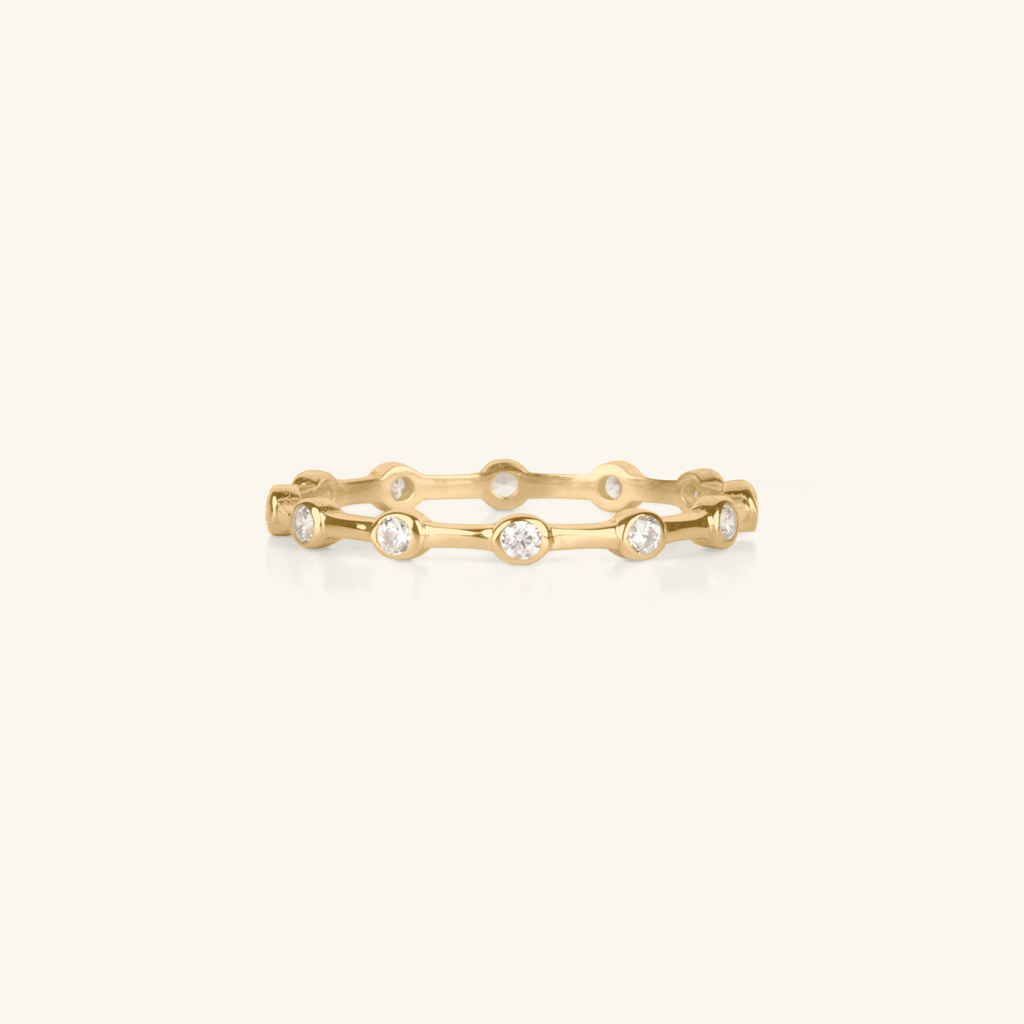 Close-up of Station Eternity Ring 14k gold – Foundry