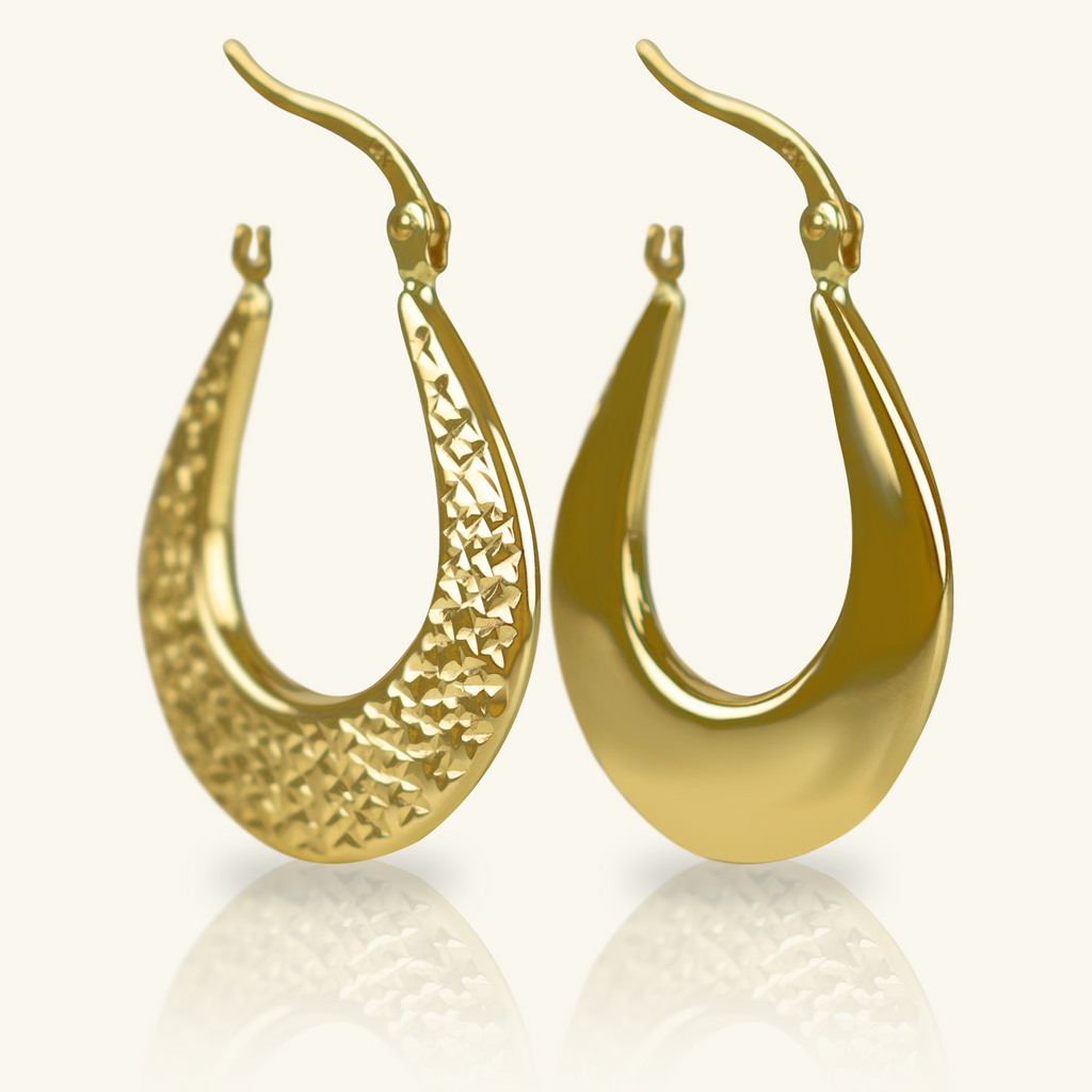 Close-up of latch back on Texture Medium Hoops 18k gold – Foundry