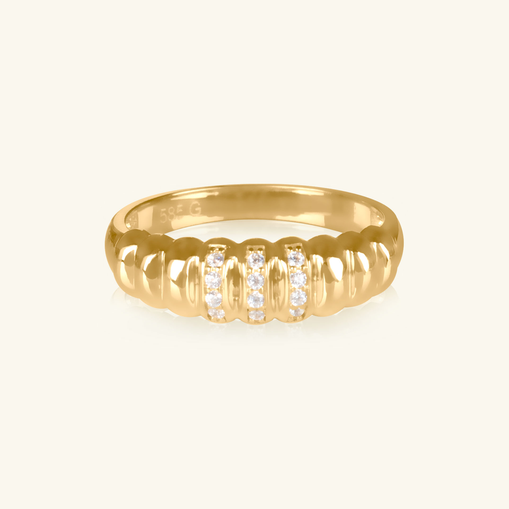 Pavé Bella Ring, Made in 14k solid gold