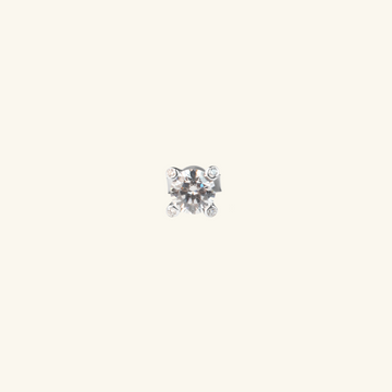 Single Ice Solitaire Stud White Gold