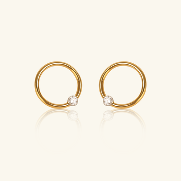 360 Sparkle Earrings, Set in 18k hollowed gold. 